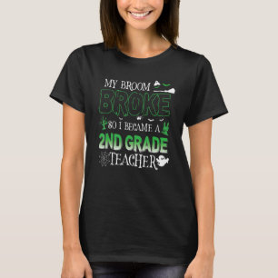 Camiseta Minha Vassoura Quebrou Então Eu Me Tornei Professo