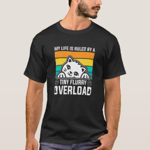 Camiseta Minha Vida É Controlada Por Um Gato De Sobrecarga