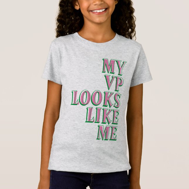 Camiseta Minha VP Parece Comigo Rosa e Verde (Frente)