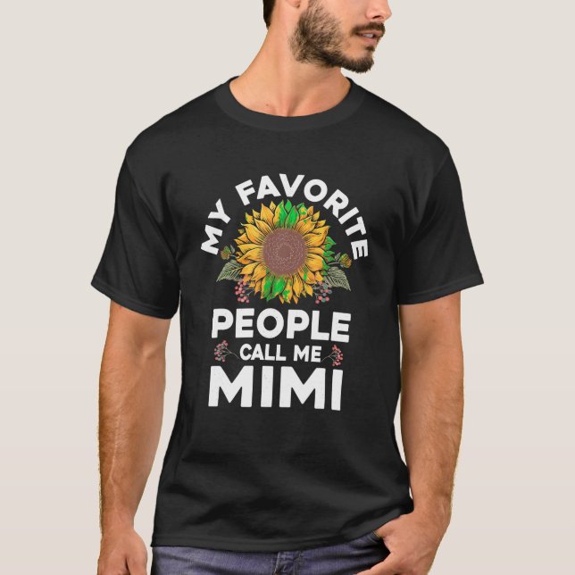 Camiseta Minhas Pessoas Favoritas Me Chamam De Dia de as mã (Frente)