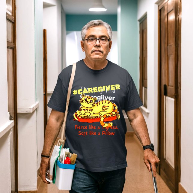 Camiseta Mini Tigresa Laranja no Travesseiro Cartoon Cuidad (Criador carregado)