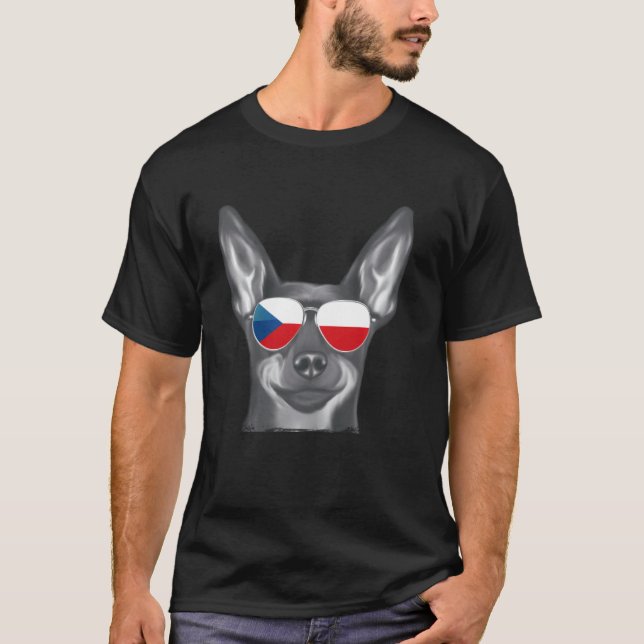 Camiseta Miniatura Cachorro Cachorro Bandeira Checa Óculos  (Frente)