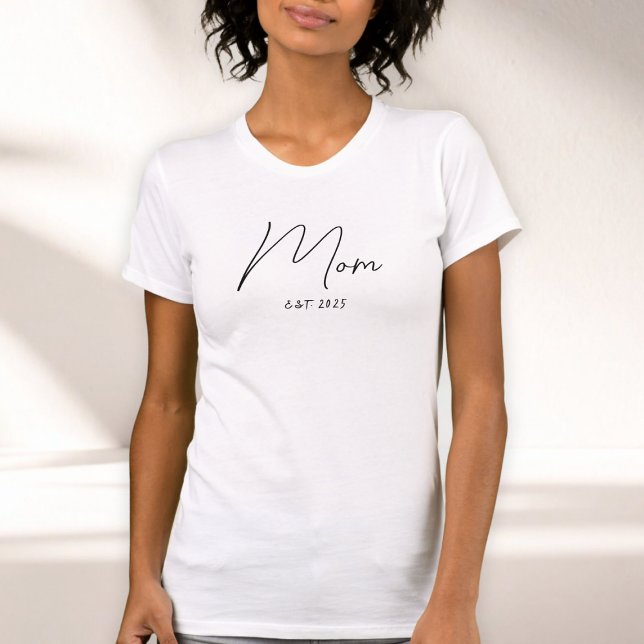 Camiseta Minimal Black Script Established Mom T-Shirt (Criador carregado)