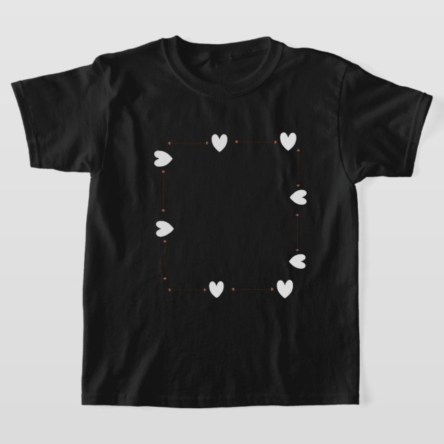 Camiseta Minimal Heart Kids T-Shirt – Cute Love Design (Postura )