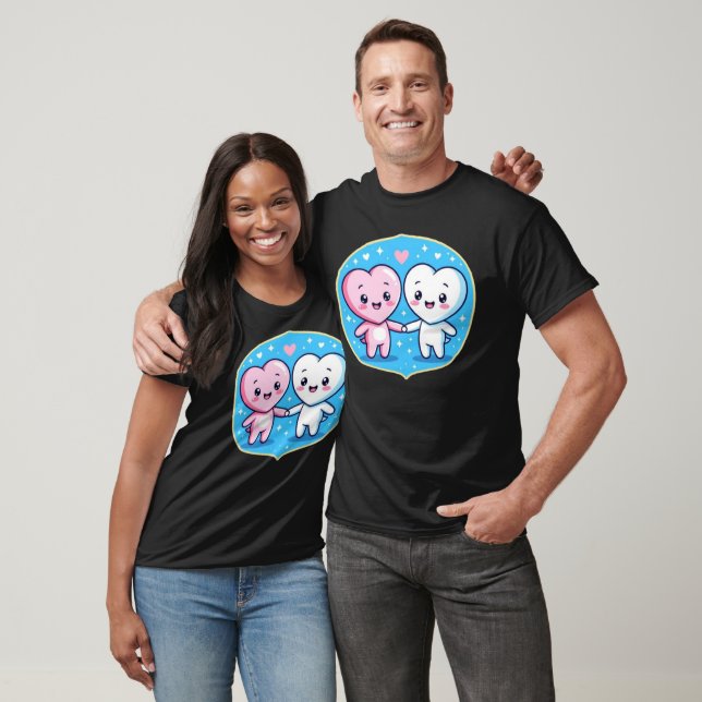 Camiseta Minimal Heart Mascots Holding Hands (Unissex)