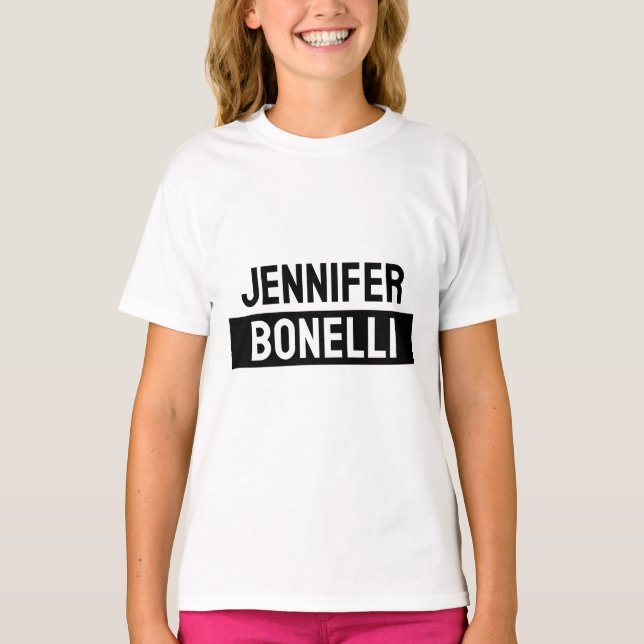 Camiseta Minimalist Black & White Plain Elegant Modern Name (Frente)