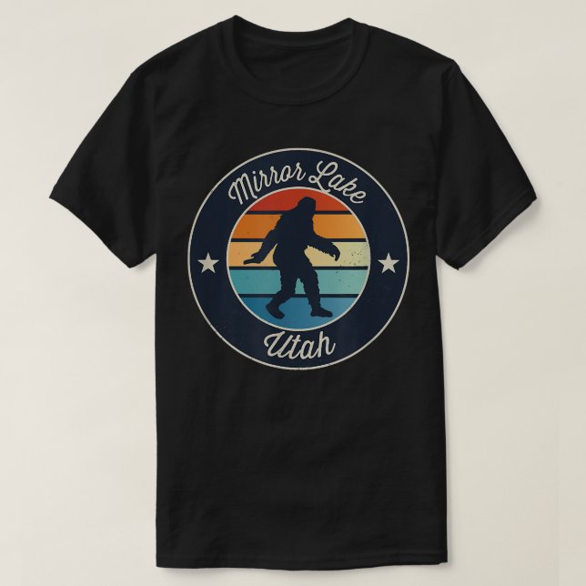 Camiseta Mirror Lake Utah Sasquatch Souvenir  (Frente do Design)