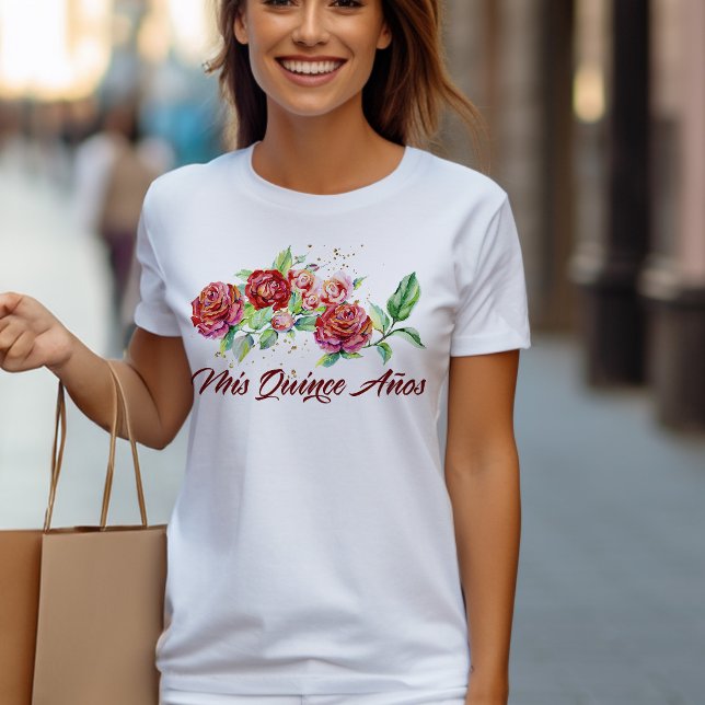Camiseta Mis Quince Anos Rosas vermelhas Floral Quinceanera (Mis Quince birthday t-shirt from my Vintage Floral Red Roses Quinceanera Collection)
