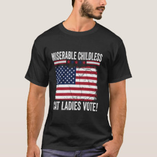 Camiseta Miserável Mulher Sem Filhos Gata Bandeira EUA