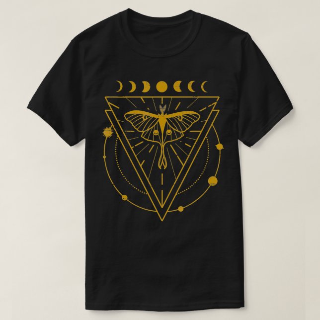 Camiseta Mística Luna Moth com Fases da Lua e Ob Celestial (Frente do Design)