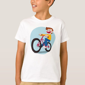 Camiseta Miúdo que monta um t-shirt da bicicleta
