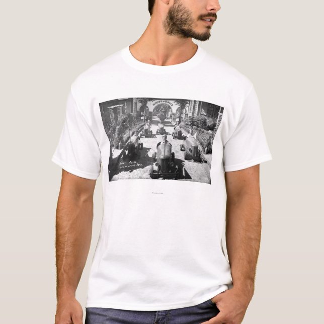 Camiseta Miúdos que competem em carros diminutos (Frente)
