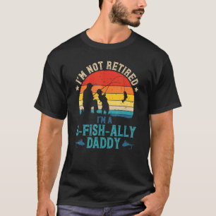 Camiseta Moças Que Pescaram Im Não Aposentam Pai Ofisicamen