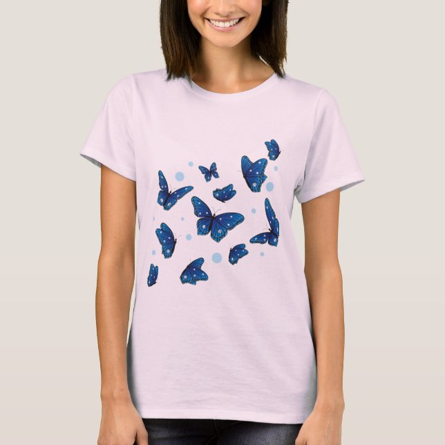 Camiseta moda de borboletas azuis e brancas T-Shirt (Frente)