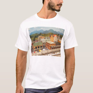 Camiseta Modelo de estação ferroviária e cidade