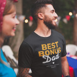Camiseta Modern Best Bonus Dad T-Shirt<br><div class="desc">Cool stepdad t-shirt featuring the saying "best bonus dad", a cute heart, and the childrens names. A perfect gift for father's day or as a special birthday surprise.</div>