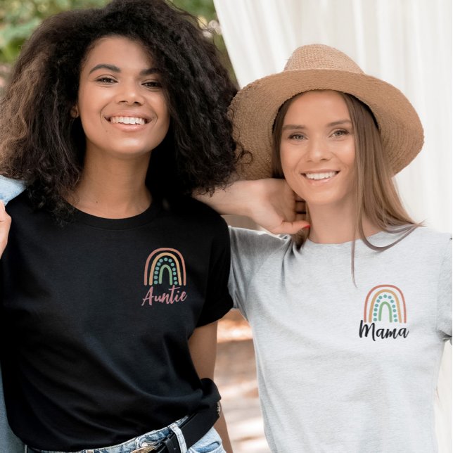 Camiseta Modern Boho Rainbow Auntie T-Shirt (Criador carregado)