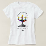 Camiseta Modern Menorah Shabbat Shalom T-Shirt<br><div class="desc">"Shabbat Shalom" rodeia esta moderna e colorida menorah! A parte traseira apresenta uma imagem menor. ~ karyn</div>