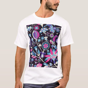 Camiseta Modern paisley: padrão oriental tradicional.