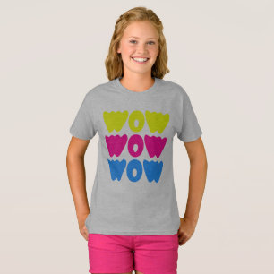 Camiseta Moderno e colorido WOW MOM dizendo Dia simples