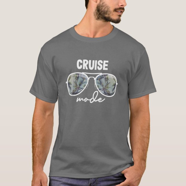 Camiseta Modo Cruzeiro Vacinação Engraçada Navio Óculos de  (Frente)