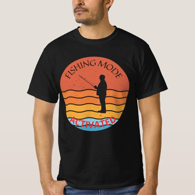 Camiseta Modo De Pesca Ativado - Design do Pescarista Engra (Frente)
