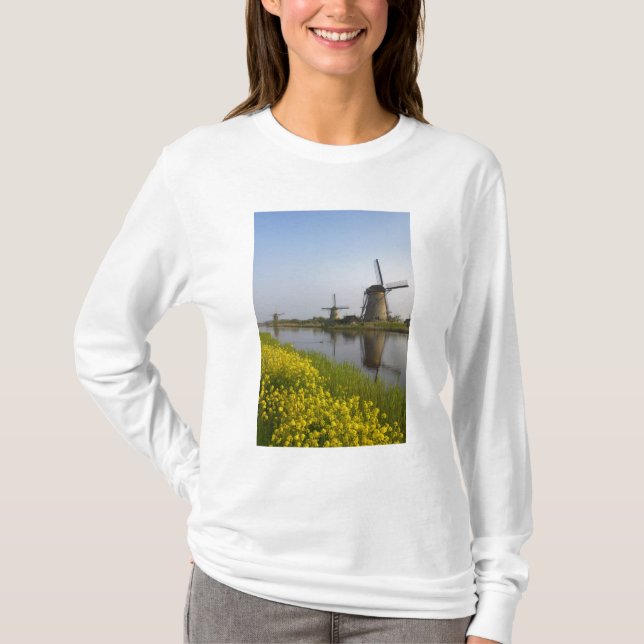 Camiseta Moinhos de vento ao longo do canal em Kinderdijk, (Frente)