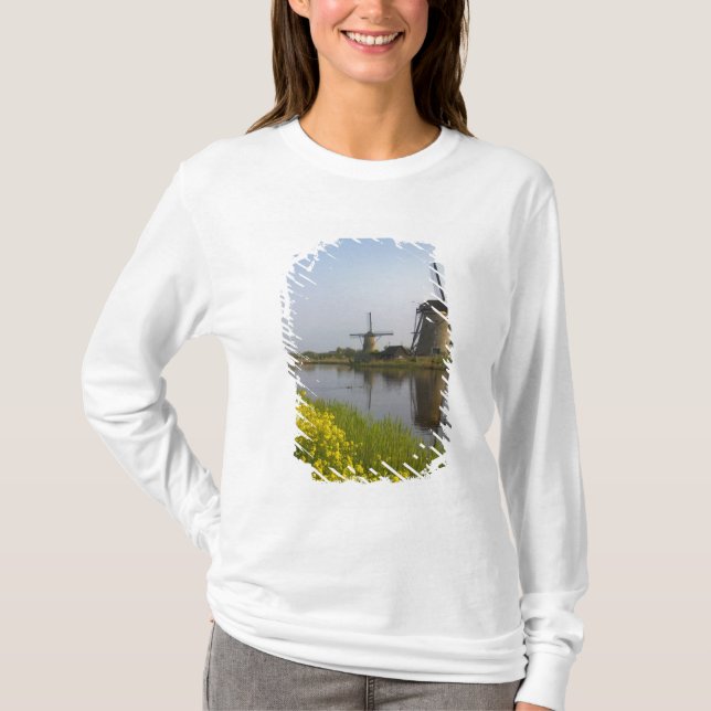 Camiseta Moinhos de vento ao longo do canal em Kinderdijk, (Frente)