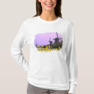 Camiseta Moinhos de vento ao longo do canal em Kinderdijk,