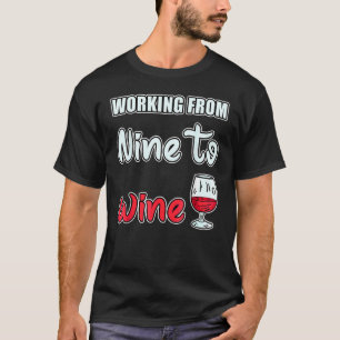 Camiseta Moinhos Que Trabalham De Nove A Provando De Álcool