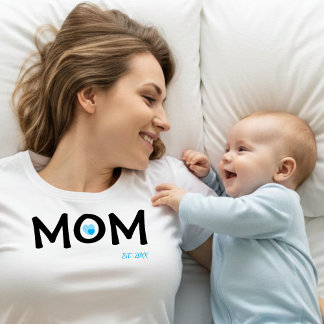 Camiseta Mom Established Double Nested Blue Heart T-Shirt