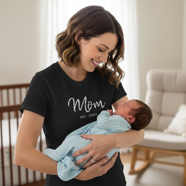 Camiseta Mom Established New Mom Gift T-Shirt (Criador carregado)