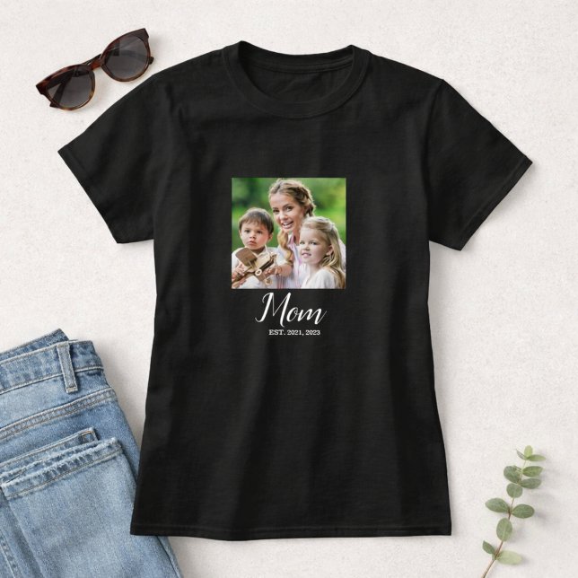 Camiseta Mom Established Script Photo (Criador carregado)