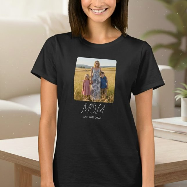 Camiseta Mom Established Script Photo T-Shirt (Criador carregado)