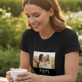 Camiseta Mom Established Script Photo T-Shirt