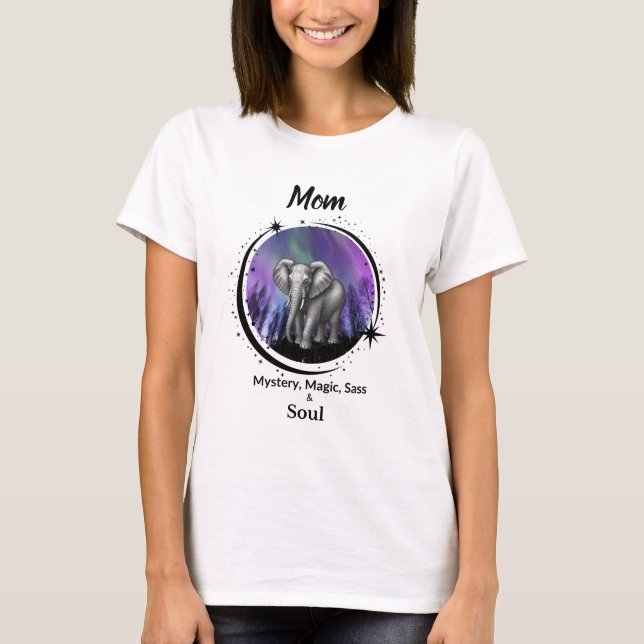 Camiseta Mom Is Mystery Magic Sass & Soul T-Shirt Elephant (Frente)