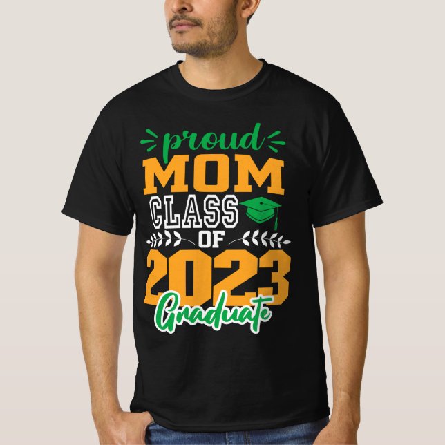 Camiseta MOM orgulhosa de uma classe de FORMANDO MODERN SCR (Frente)