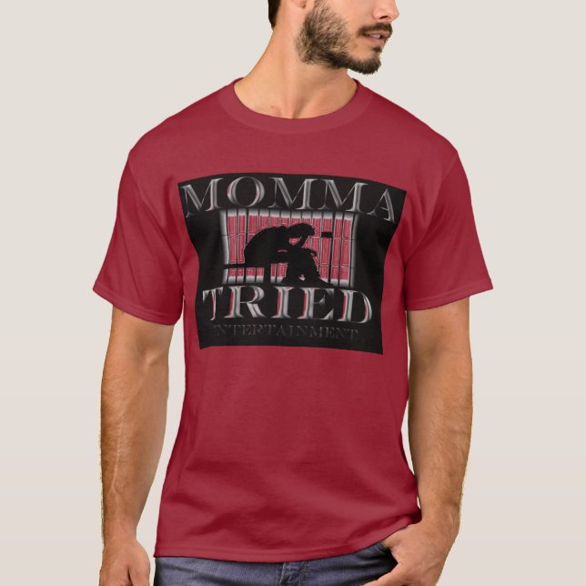 Camiseta Momma tentou otorrinolaringológico.  T das letras (Frente)