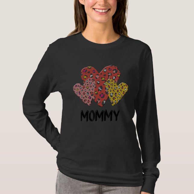 Camiseta Mommy Hearts Leopard Plaid Vlentines Day Boys Girl (Frente)