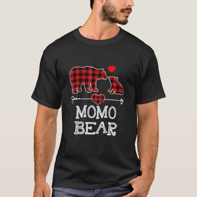 Camiseta Momo Bear Christmas Pajama Red Xadrez Buffalo Fami (Frente)