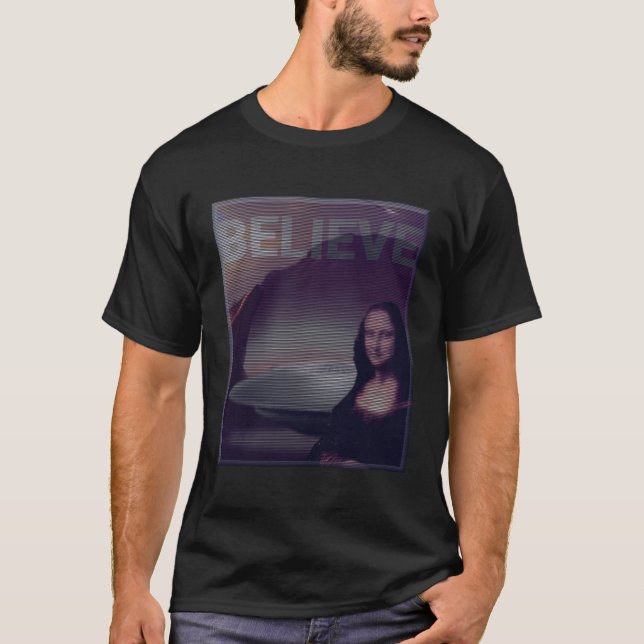 Camiseta Mona Lisa em frente ao OVNI (Frente)