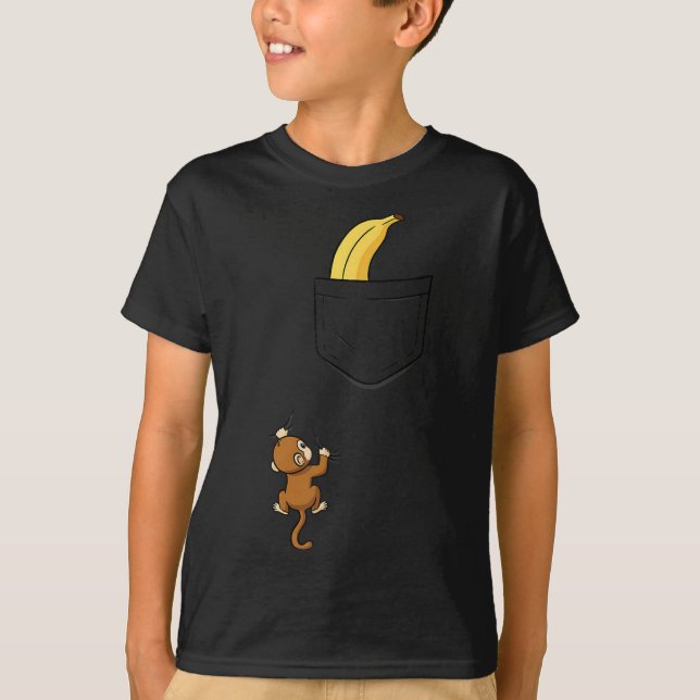 Camiseta Monkey Climbs For Banana Funny Animal Cket Design  (Frente)