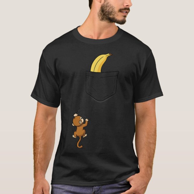 Camiseta Monkey Climbs For Banana Funny Animal Cket Design  (Frente)