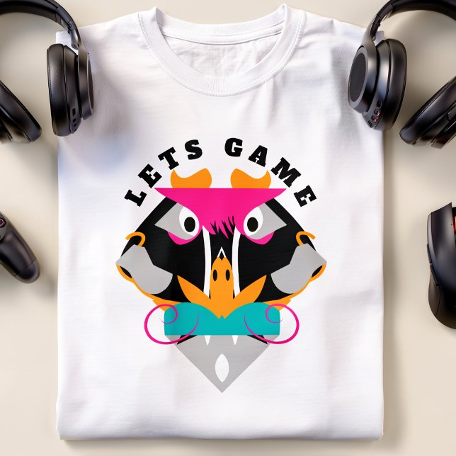 Camiseta Monkey Gaming Rosa (Game on! Bold colors and a wild face. Customize the phrase and make it yours.)