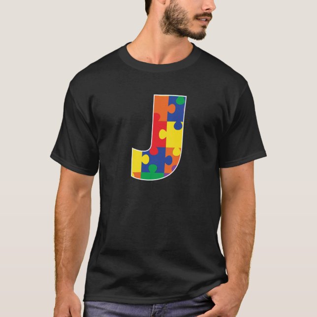 Camiseta Monogram J in Multi Color Puzzle Pieces (Frente)