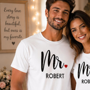 Camiseta Monograma de Coração Moderno Sr. Caligrafia