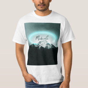 Camiseta Monograma de luz neon azul misterioso da montanha