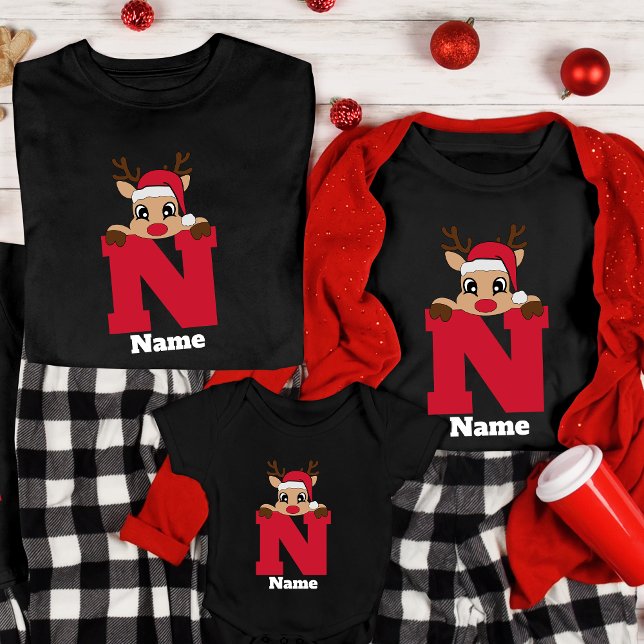 Camiseta Monograma de Natal Personalizado com Nome Engraçad (Criador carregado)