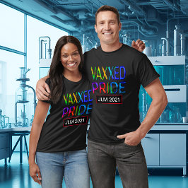 Camiseta Monograma do Orgulho Totalmente Vaxxado Vacinado A