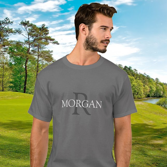 Camiseta Monograma & Nome, Texto Branco da Cinza de Tendênc (Criador carregado)